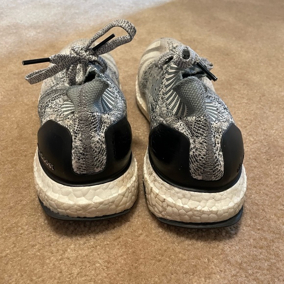 *NEW* Adidas ultraboost uncaged - Picture 4 of 6